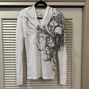 Women's Long Sleeve White Top with Gray Design